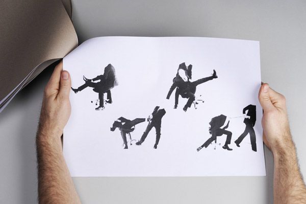 Überhangmandat explained with fighting politicians